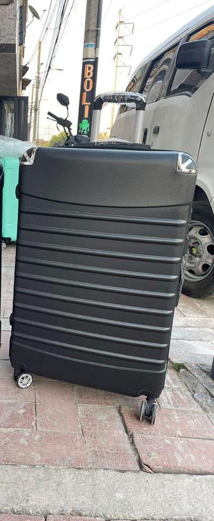 Maleta Fibra 04 Grand 3 Negro